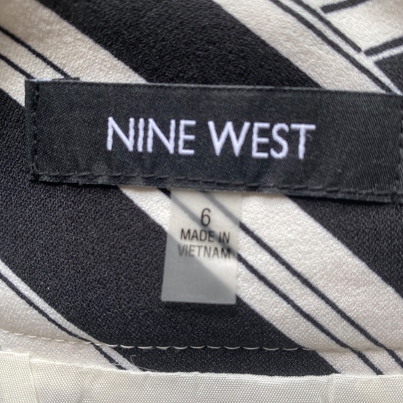 Nine West skirt - Picture 3 of 5